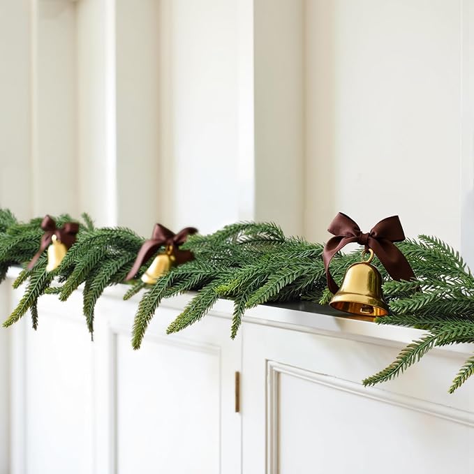 9FT Pre-Lit Artificial Christmas Garland with LED String Lights,Norfolk Pine Garland, Christmas Decorations Indoor Table Mantle Background Wall Room Winter Garland Outdoor Indoor Christmas Decor