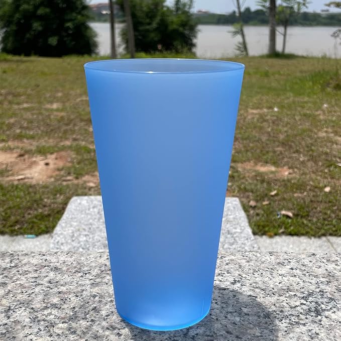AOYITE Large Plastic Cups Reusable - 32 oz Big Drinking Cups set of 8 - BPA Free Dishwasher Safe Water Tumblers - Unbreakable Drink Cup for Kids Kitchen Outdoor