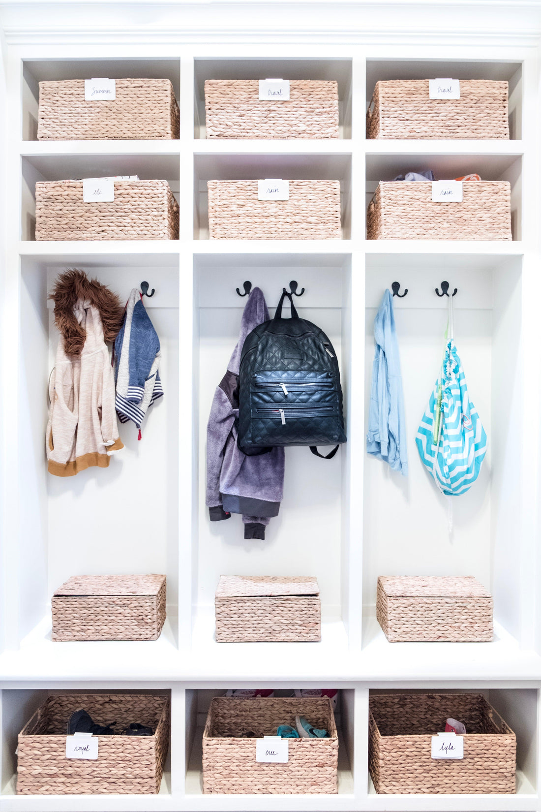 Entryway Organization Ideas That Actually Work (Spring Edition)
