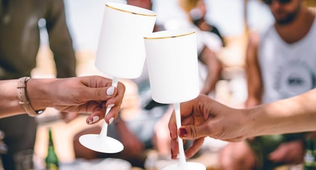 Ciaell 12 Pack White Plastic Wine Glasses with Stem - 10 Oz White and Gold Disposable Wine Glasses for Parties & Thanksgiving & Weddings & Poolside & Toasting & Outdoors & Graduation