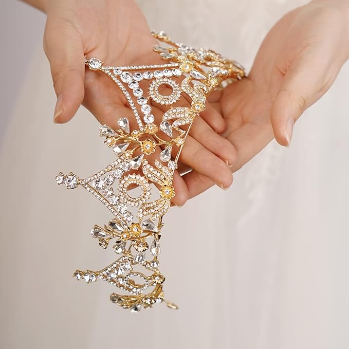Wekicici Baroque Queen Crown Gold Crystal Tiara Rhinestone Princess Wedding Headband for Women Birthday Pageant Party(Gold)
