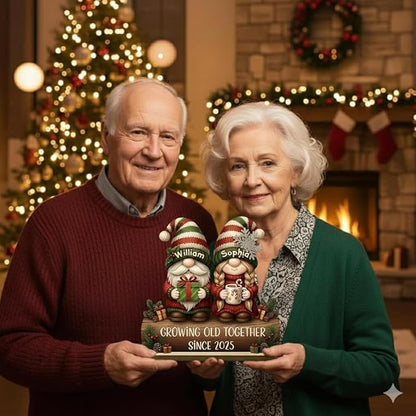 Personalized Gnome Couple Figurine, Growing Old Together Since 2025, Custom Christmas Decoration, Unique Holiday for Couple, Engraved Family Ornament for Parents and Grandparents