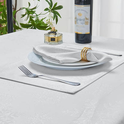 Cloth Napkins Set of 8–Square Jacquard sparkling metallic snowflake Fabric Polyester Washable Reusable Cloth Napkins for Kitchen Dinner Dining Restaurant Wedding Table(White Silver/17x17 Inch)