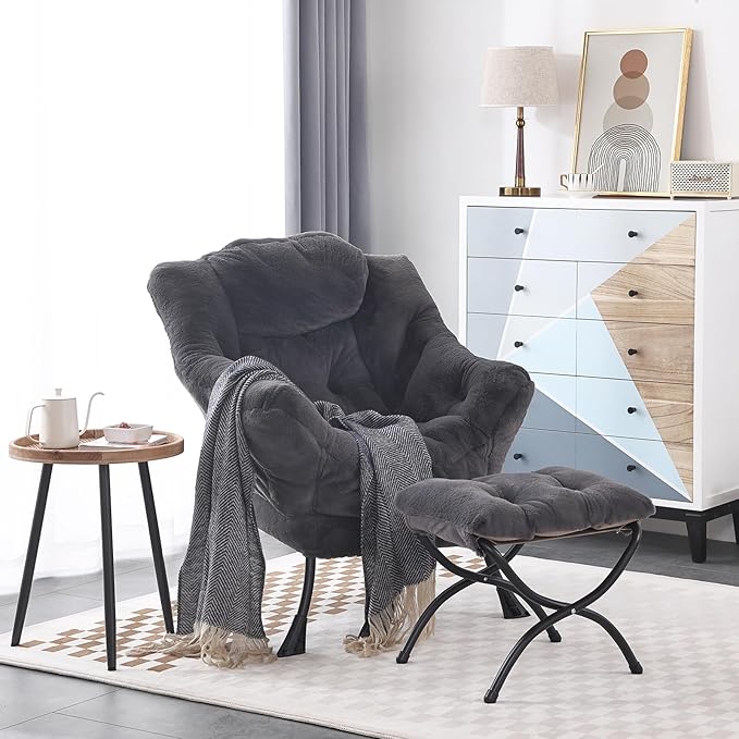 LITA Modern Accent Leisure Upholstered Sofa Chair, Lounge Reading Chair with Armrests and a Side Pocket for Living Room, Bedroom & Small Space, Plush Navy