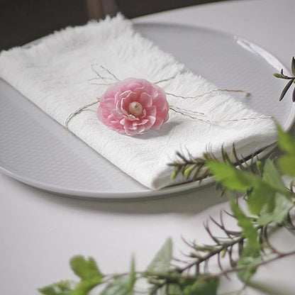 Handmade Cloth Napkins 100% Cotton Napkins with Fringe，Delicate Handmade Cloth Napkins for Dinners, Parties, Weddings and More，18 x 18 Inch Set of 6 - White