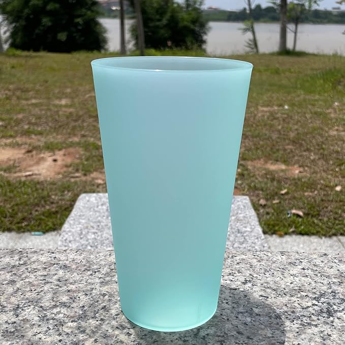 AOYITE Large Plastic Cups Reusable - 32 oz Big Drinking Cups set of 8 - BPA Free Dishwasher Safe Water Tumblers - Unbreakable Drink Cup for Kids Kitchen Outdoor