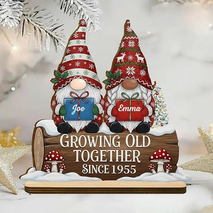 NAZENTI Personalized Growing Old Together Gnome Wooden Plaque for Couples, Custom with Names and Year, Christmas Decorations, Anniversary