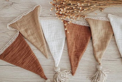 Multicolor Pennant Banner Flags, Boho Weddings Boho Birthday Party Decorations Light Brown Fabric, Wall Christmas Tree Decoration 9 Flags Helloween Day Christmas Party Nursery Playroom Decor