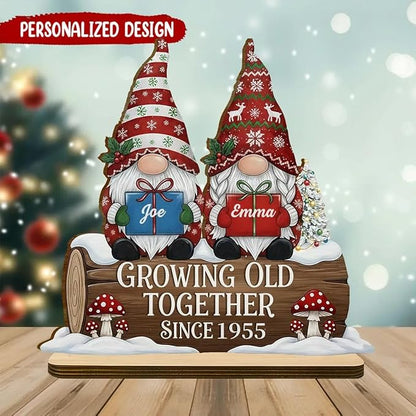 NAZENTI Personalized Growing Old Together Gnome Wooden Plaque for Couples, Custom with Names and Year, Christmas Decorations, Anniversary