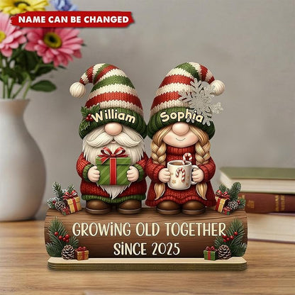 Personalized Gnome Couple Figurine, Growing Old Together Since 2025, Custom Christmas Decoration, Unique Holiday for Couple, Engraved Family Ornament for Parents and Grandparents