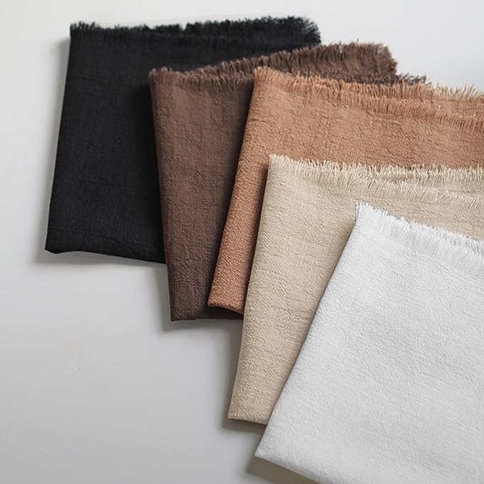 Handmade Cloth Napkins 100% Cotton Napkins with Fringe，Delicate Handmade Cloth Napkins for Dinners, Parties, Weddings and More，18 x 18 Inch Set of 4 - Black