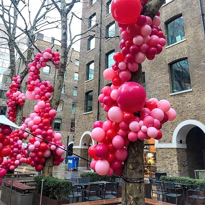 PartyWoo Hot Pink Balloons 50 pcs 5 Inch Small Mini Dark Pink Magenta Fuchsia Latex Balloons for Wedding Baby Shower Gender Reveal Valentine's Day Bachelorette Birthday Party Decorations Pink-Y12