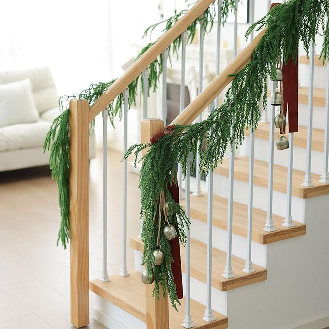 MIZII Christmas Garlands 6 Feet Artificial Norfolk Pine Garland Real Touch Green Pines Vine Greenery Garland Christmas Decoration for Xmas Fireplace Mantle Home Decor Indoor Outdoor (Norfolk Pine)