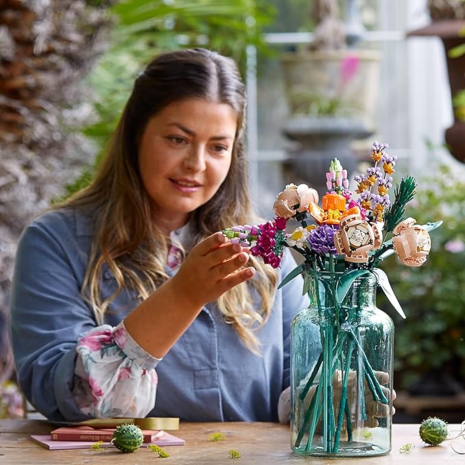 LEGO Botanicals Flower Bouquet Building Set - Artificial Flowers for Decoration for Home and Display, Ages 18+ - Small Fake Flowers for Table, Desk, Office - Gift for Birthdays - 10280