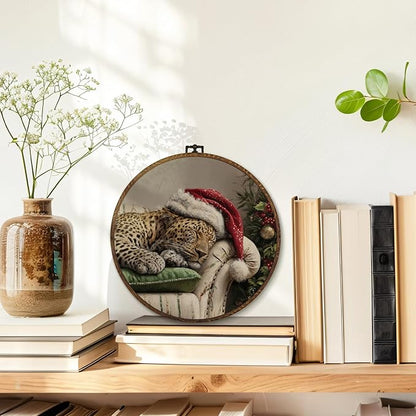 MOTERMATE Christmas Leopard Wall Art Decor Round Framed, Winter Christmas Canvas Wall Art Artwork Prints, Farmhouse Sleeping Leopard Cheetah Hanging Decor Decorations for Home Living Room, 10x10 Inch