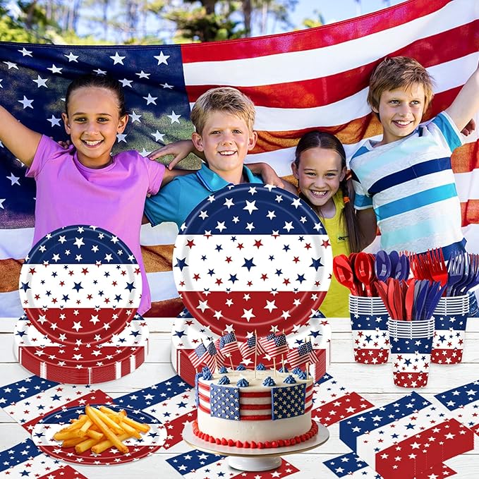 140Pcs Independence Day Party Supplies 4th of July Party Decorations Plates and Napkins Patriotic Memorial Day Party Decor Star Print Paper Plates, Serve for 20