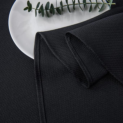 maxmill Round Textured Tablecloth Spill-Proof Wrinkle Free Soft Jacquard Table Cloth for Circular Table Cover, for Dining Room Buffet Banquet Parties Holiday Dinner, 70 Inch Black