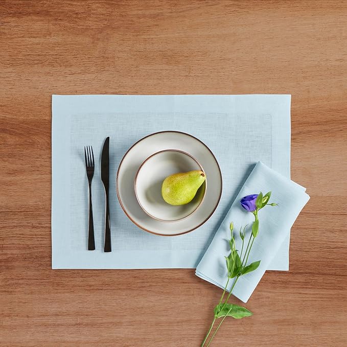 Solino Home Linen Napkins Set of 4-100% Pure Linen Ice Water Dinner Napkins Cloth 20 x 20 Inch - Fete, Handcrafted and Machine Washable - Christmas, Holiday, New Year