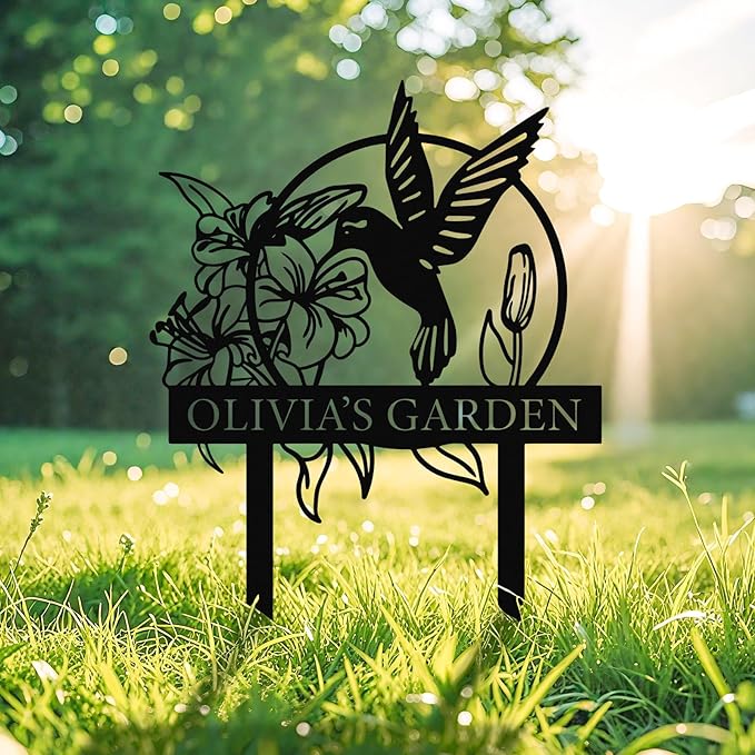 Personalized Garden Sign with Hummingbird & Flower Design – Custom Metal Yard Stake, Outdoor Lawn Name Plaque, Weatherproof Garden Decor, Gift for Gardeners & Housewarming