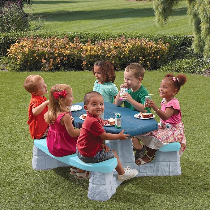 Step2 Sun & Fun Picnic Table with Umbrella