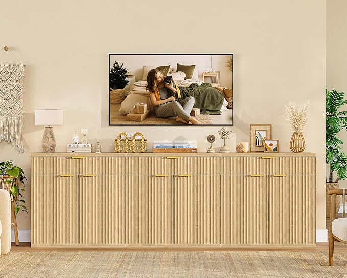 TEENFON Fluted Buffet Cabinet with Storage, 31.5" Sideboard Cabinet, Coffee Bar Cabinet with 2 Doors and Adjustable Shelf for Living Room, Kitchen, Entryway, Natural
