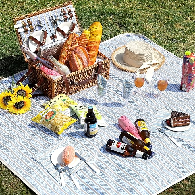 Picnic Basket for 4 Persons with Waterproof Picnic Blanket and Insulated Cooler, Large Wicker Picnic Basket for Camping, Outdoors, Valentine's Day, Christmas, Birthday, Wedding Gift