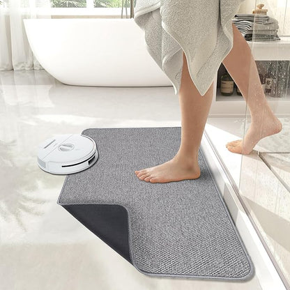 Bath Mat,Ultra Thin Bathroom Runner Rugs,Large Bath Mats for Bathroom,Quick Dry,Non-Slip,Machine Washable,Low Pile,Bath Rug,Shower Outside,Sink,Home Decor Accessories.Grey,1'5"x2'11"（17x35inch）