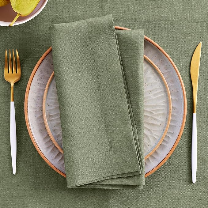 Solino Home Linen Napkins Set of 4-100% Pure Linen Oil Green Dinner Napkins Cloth 20 x 20 Inch for Fall, Autumn, Christmas, New Year - Fete, Handcrafted and Machine Washable