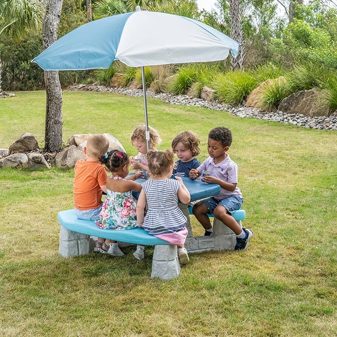 Step2 Sun & Fun Picnic Table with Umbrella