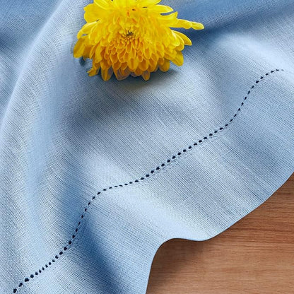 Solino Home Linen Cloth Napkins Set of 4-100% Pure Linen Cornflower Blue Dinner Napkins 20 x 20 Inch - Classic Hemstitch, Handcrafted and Machine Washable - Christmas, Holiday, New Year